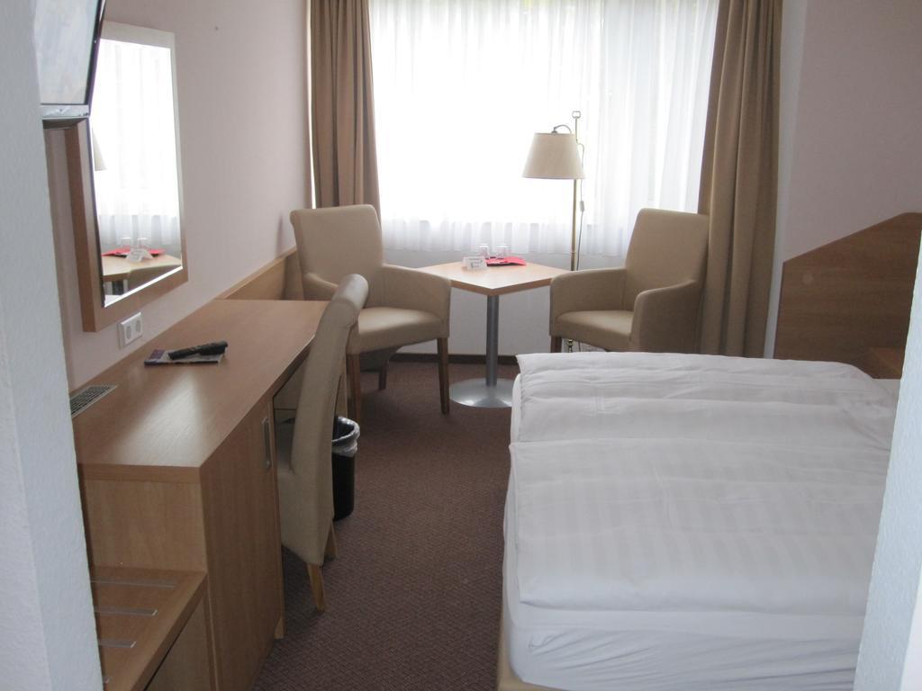 Hotel Havel Lodge Берлин Екстериор снимка