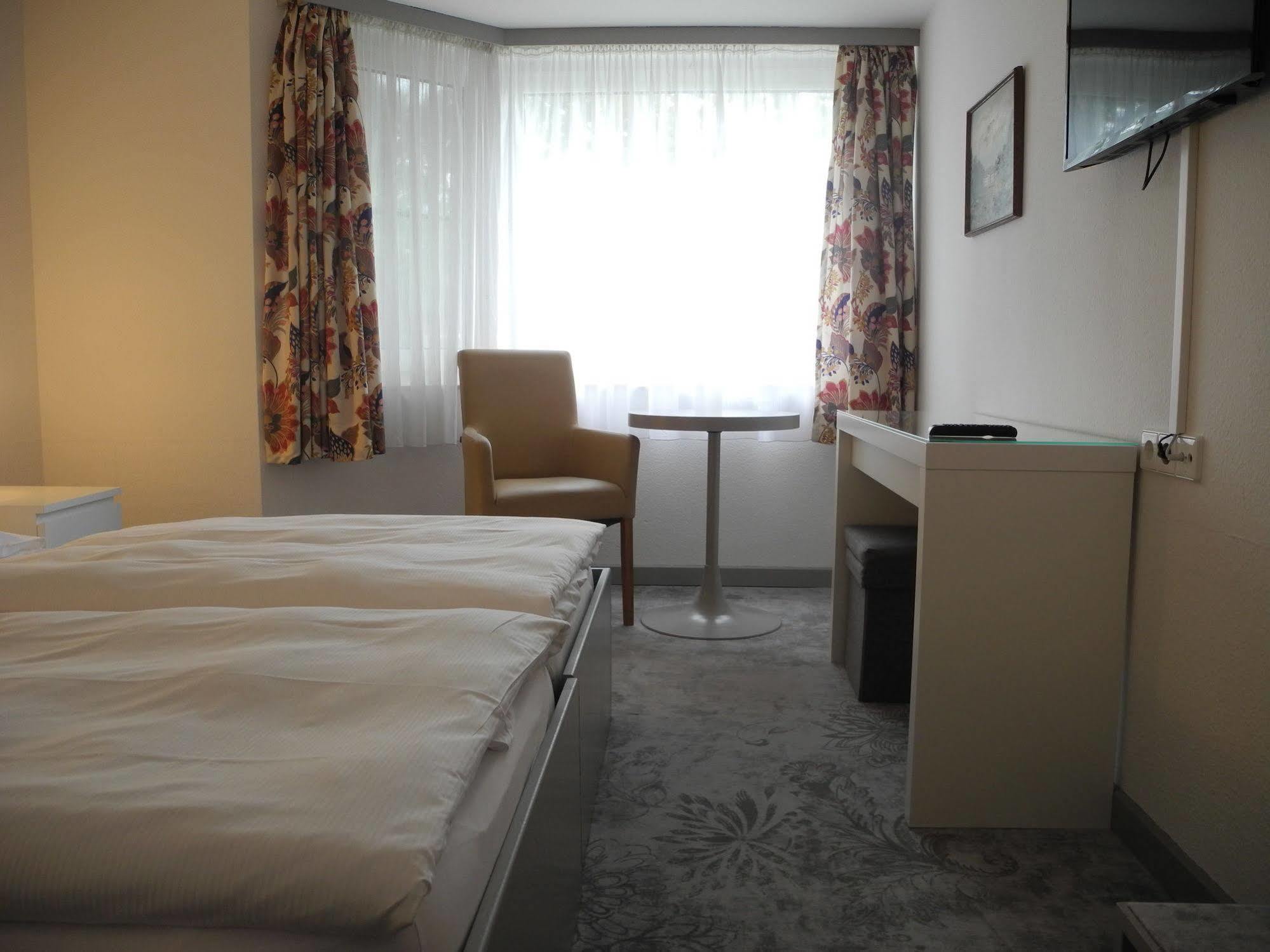 Hotel Havel Lodge Берлин Екстериор снимка